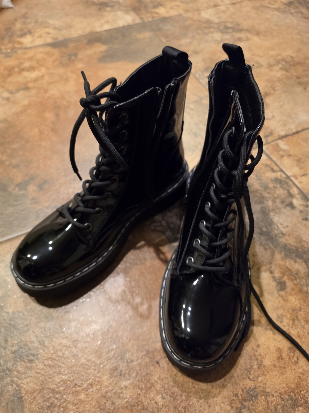 Sincerly Jules Harley-2 Black Patent Lace-Up Combat Boots